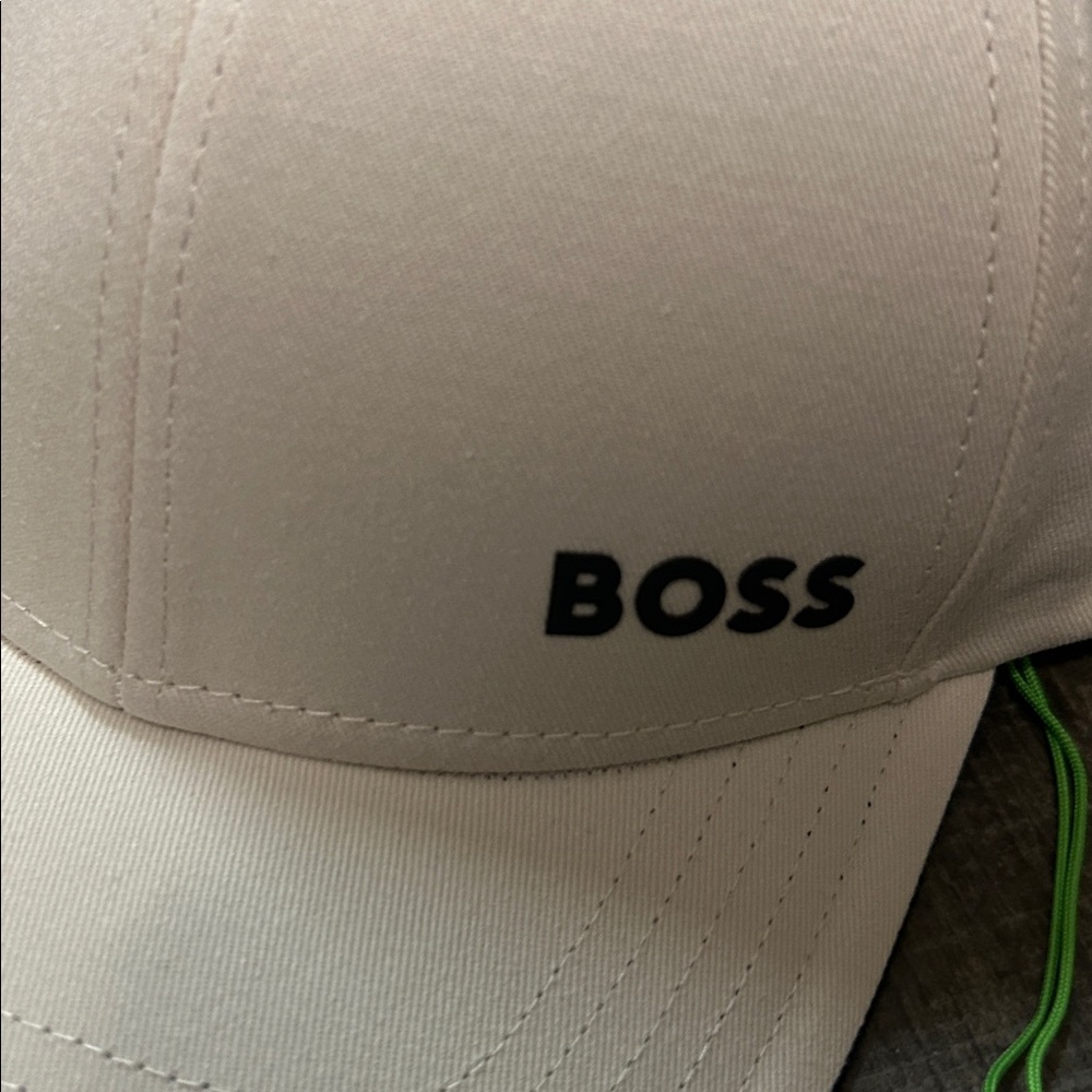 Last One 100% Authentic Boss by Hugo Boss White Cap / Hat Structured Design NWT - Picture 2 of 6